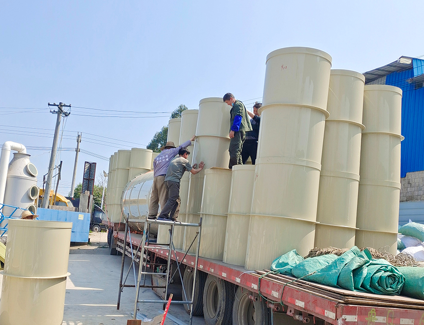 工廠通風(fēng)管道出貨現(xiàn)場(chǎng)